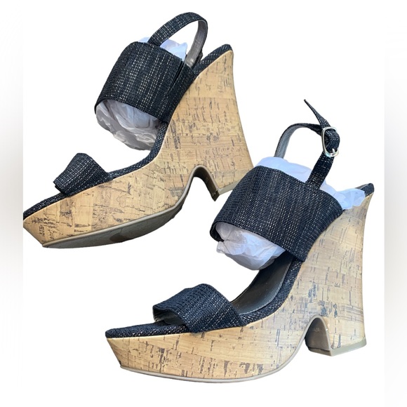 NWT FIONI WEDGE SANDALS SZ 10 - Picture 2 of 7
